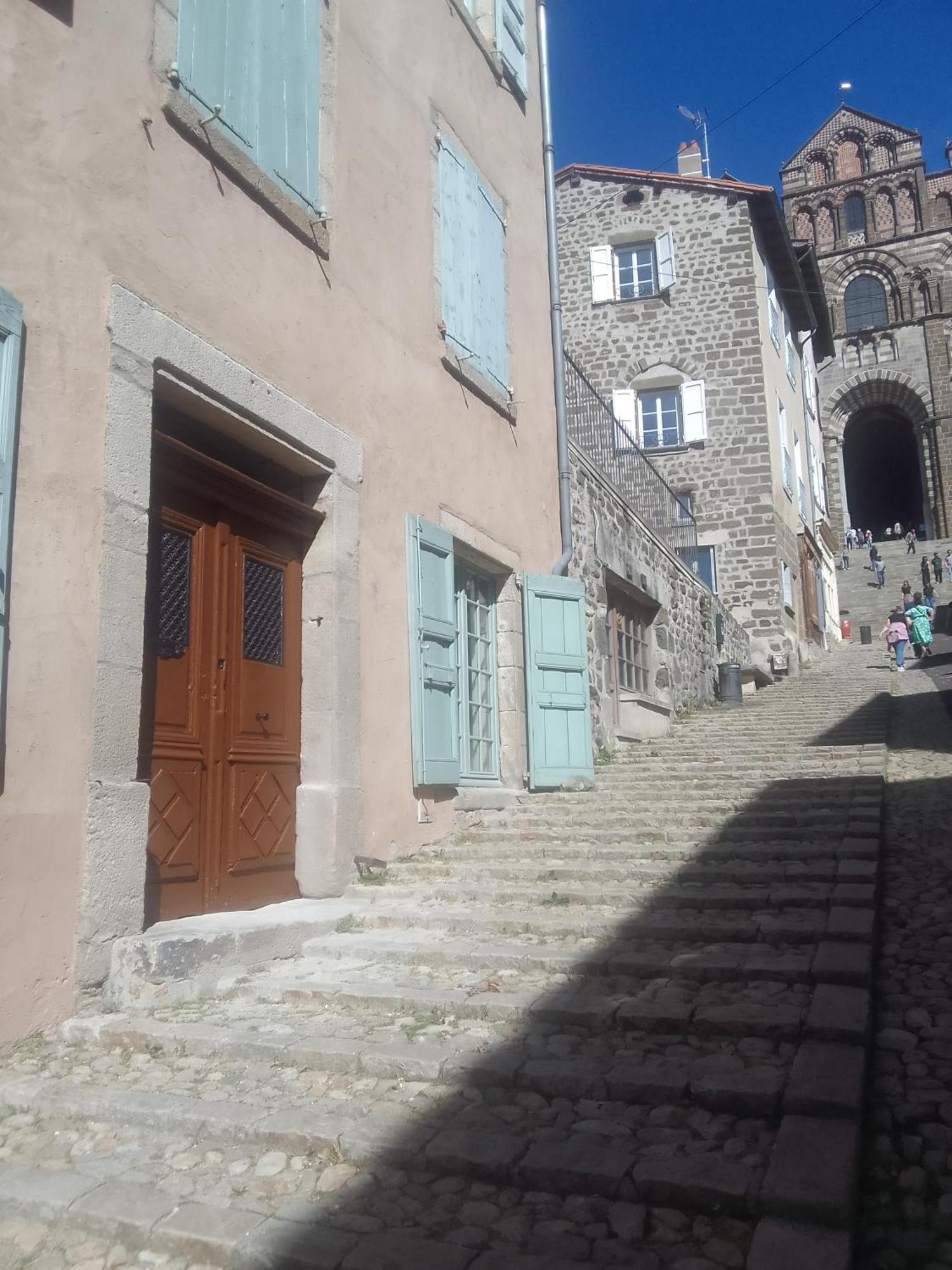 Apartamento Le Relax Max Le Puy-en-Velay Exterior foto